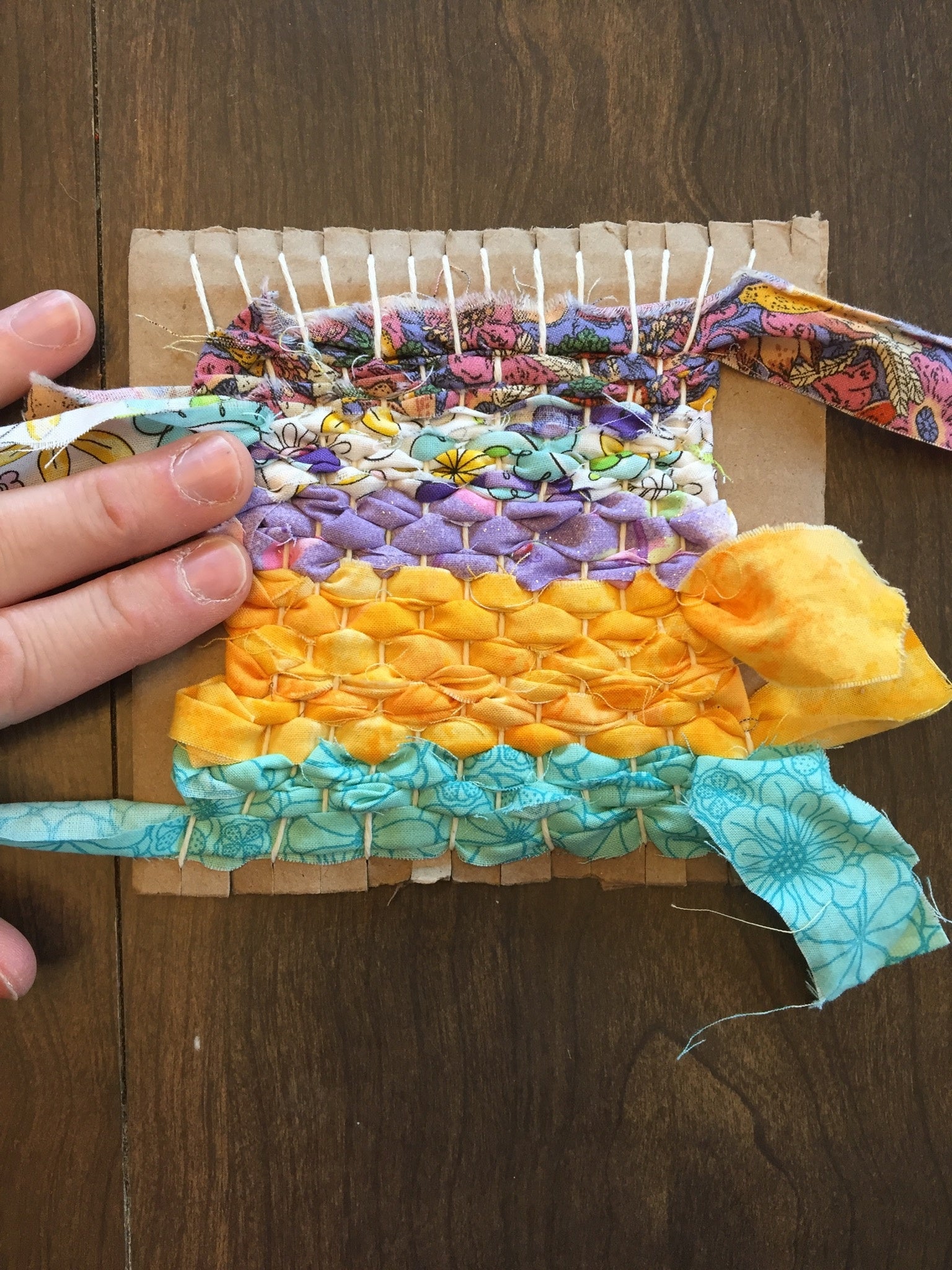 Scrap Fabric Weaving Workshop,  06/26/25